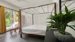 E Seven House